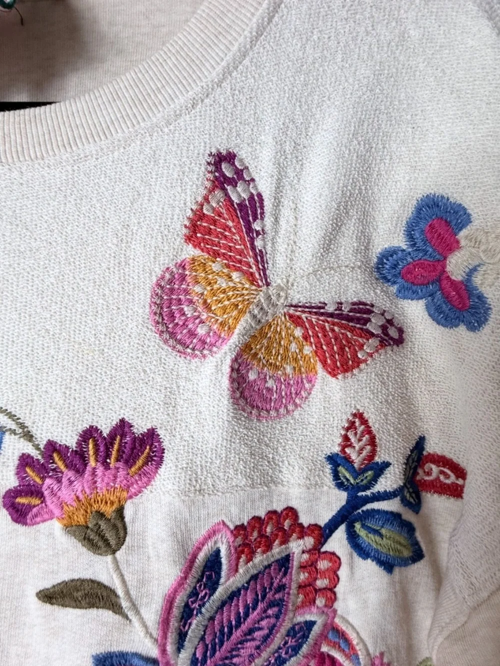 Johnny Was Embroidered Floral Pullover Crewneck Size Medium (0) - Picture 5 of 5